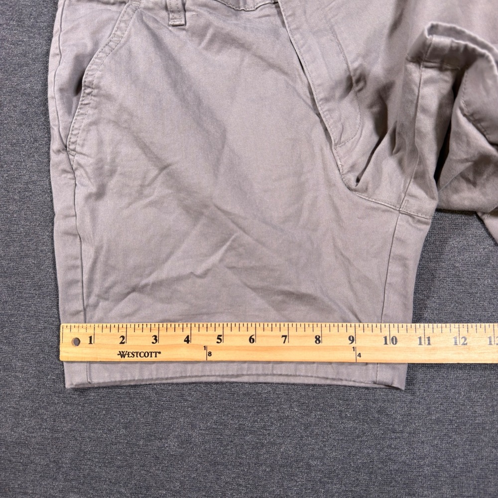 Chubbies Originals Shorts Mens 30 Grey 5.5" Inseam Chino Stretch Casual Summer - Picture 8 of 9